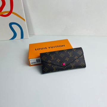 EC - LOV Wallet - 586