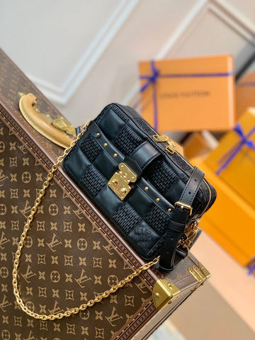 EC Fashion Lu-Vi Bags - 16700