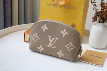 EC Fashion Lu-Vi bags - 17374