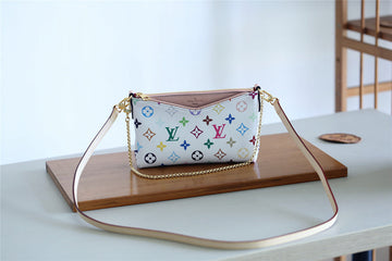 EC Fashion Lu-Vi bags - 9050