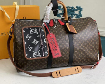 EC - LOV Bags - 1758