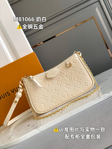 EC - LOV Women Bag - 2695
