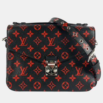 Infrarouge Monogram Canvas Pochette Metis Shoulder Bag
