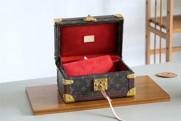 EC Fashion Lu-Vi bags - 9537