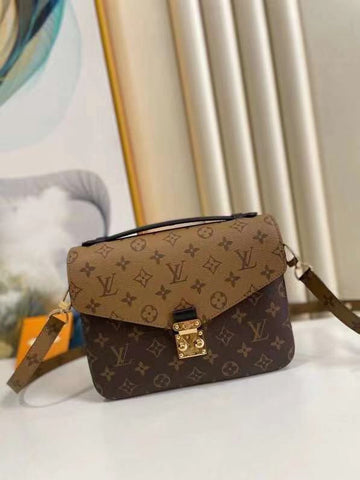 EC - LOV Women Bag - 2482