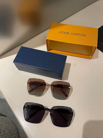EC - LOV Sunglass - 180