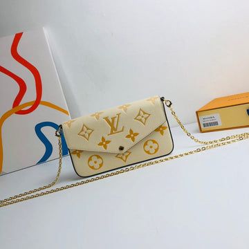 EC - LOV Wallet - 1253