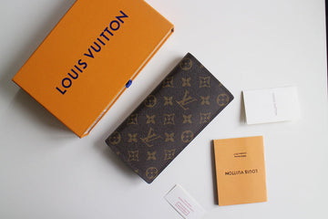 EC - LOV Wallet - 1298
