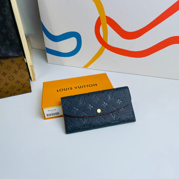 EC - LOV Wallet - 1335