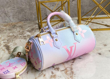 EC - LOV Bags - 1702
