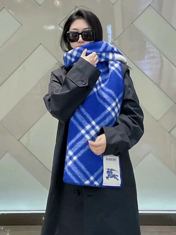 EC - BOR Scarf - 040