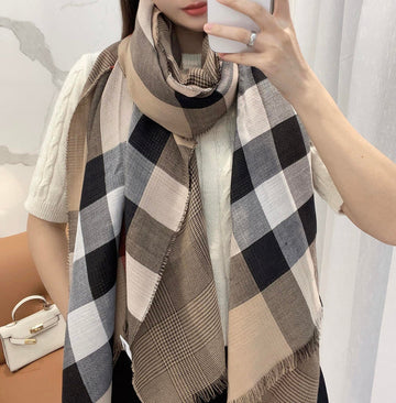 EC - BOR Scarf - 059