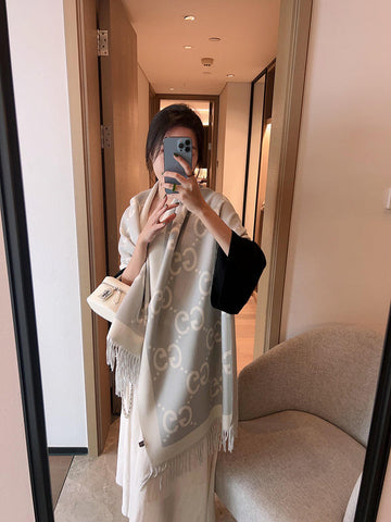 EC - GUKI Scarf - 100