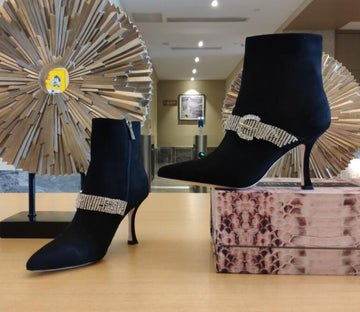 EC - JMC Shoes - 001