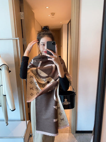 EC - LOV Scarf - 008