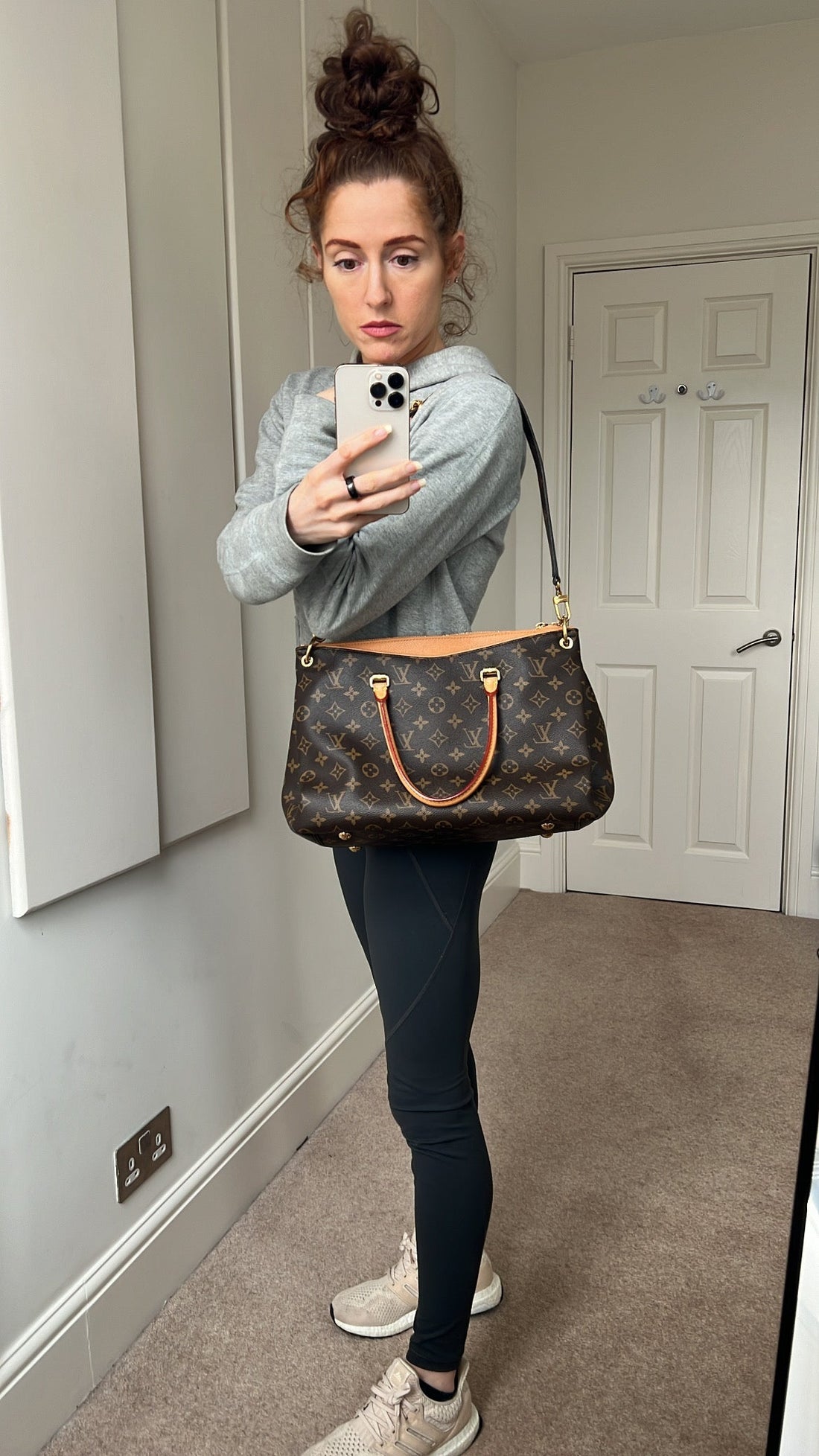 Louis Vuitton Pallas Tote in Monogram (RRP £1960)