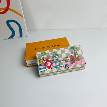 EC - LOV Wallet - 1076