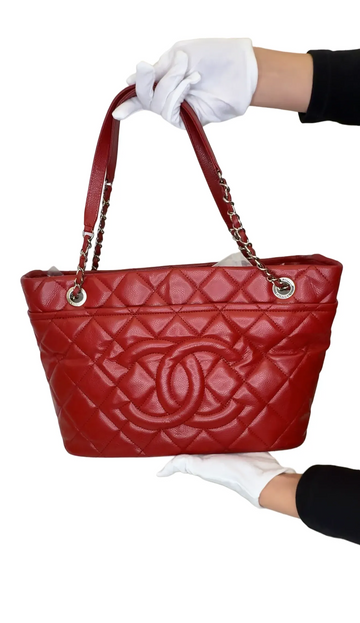 Coco cabas leather handbag Chanel Red in Leather B22-44 B22-44