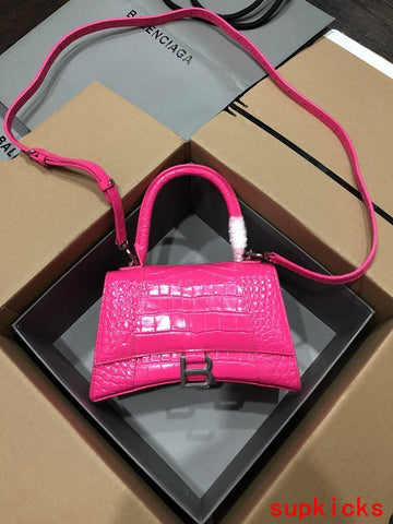 CS - BG Hourglass Bags - 096