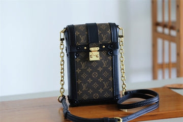 EC Fashion Lu-Vi bags - 9052