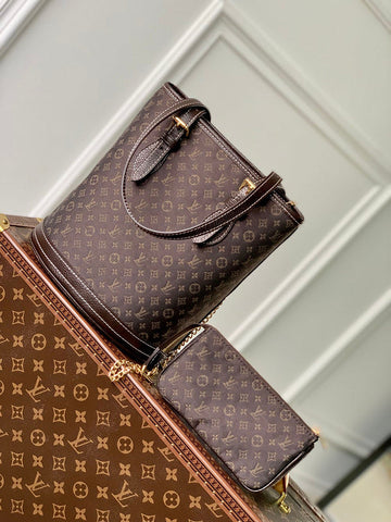EC - LOV Women Bag - 1816