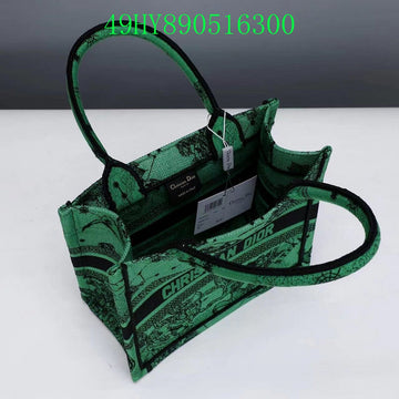 Christian Dior Luxury Bag - The Tote   400