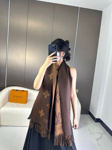 EC - LOV Scarf - 247