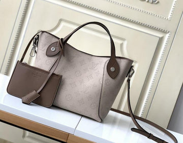 EC - LOV Bags - 1880
