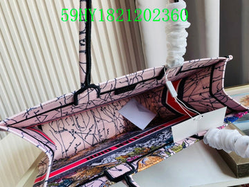 Christian Dior Luxury Bag - The Tote   330