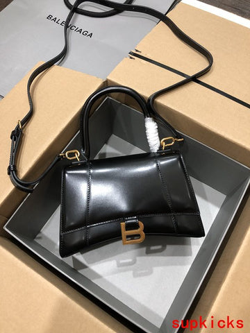CS - BG Hourglass Bags - 047