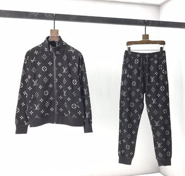 EC - LOV Clothes - 400