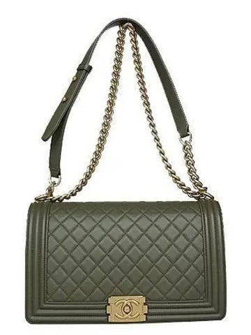 vintage shoulder bag Chanel
