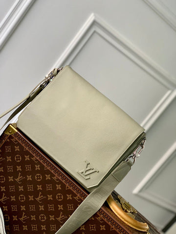 EC - LOV Women Bag - 1702