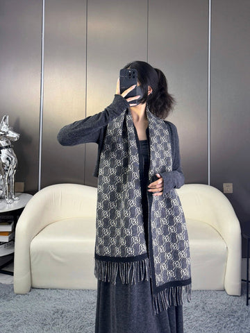 EC - GUKI Scarf - 201
