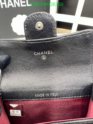 EC - CHL Wallet - 2371
