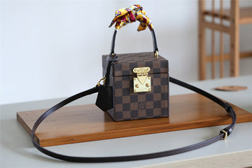 EC Fashion Lu-Vi bags - 9344