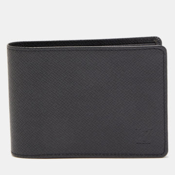 Black Taiga Leather Bifold Wallet