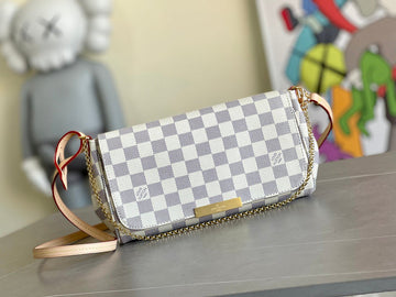 EC - LOV Women Bag - 1183