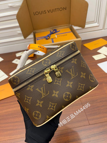 EC Fashion Lu-Vi bags - 17228