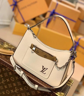 EC - LOV Bags - 2386