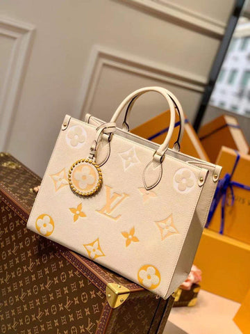 EC Fashion Lu-Vi bags - 17612