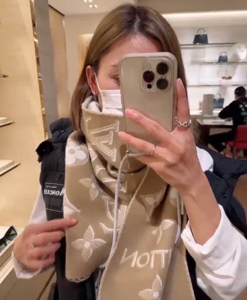 EC - LOV Scarf - 311
