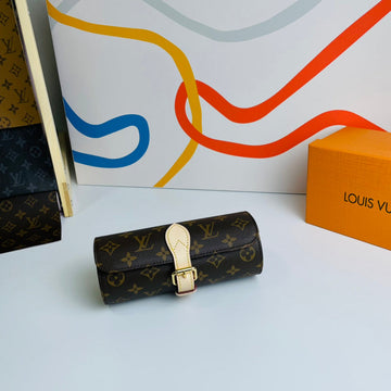 EC - LOV Wallet - 1211