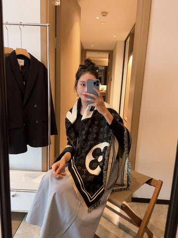 EC - LOV Scarf - 149