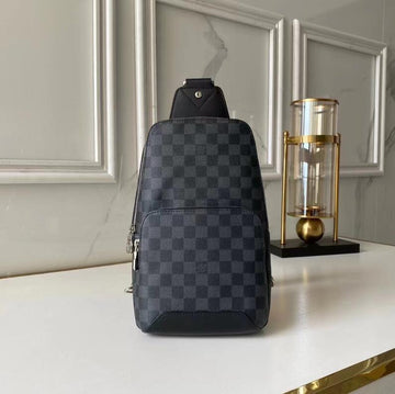 EC - LOV Bags - 1672