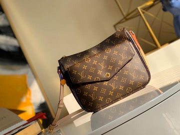 EC Luxury - LOV Bags - 2604