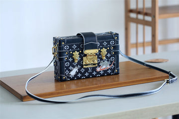 EC Fashion Lu-Vi bags - 8211