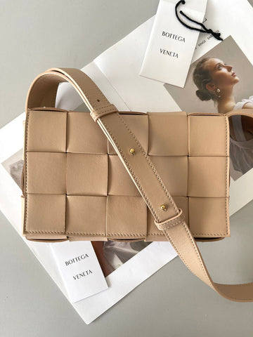 EC - BOV Women Bag - 1387