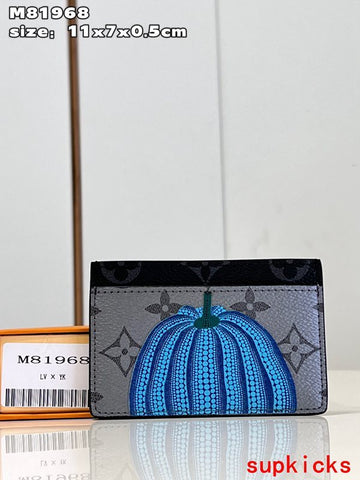 CS - Mix Wallets - 209