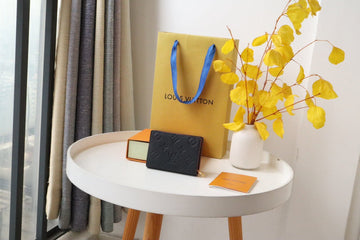 EC - LOV Wallet - 762